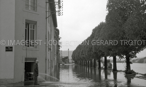 Rue du Crosne inondée (Nancy)